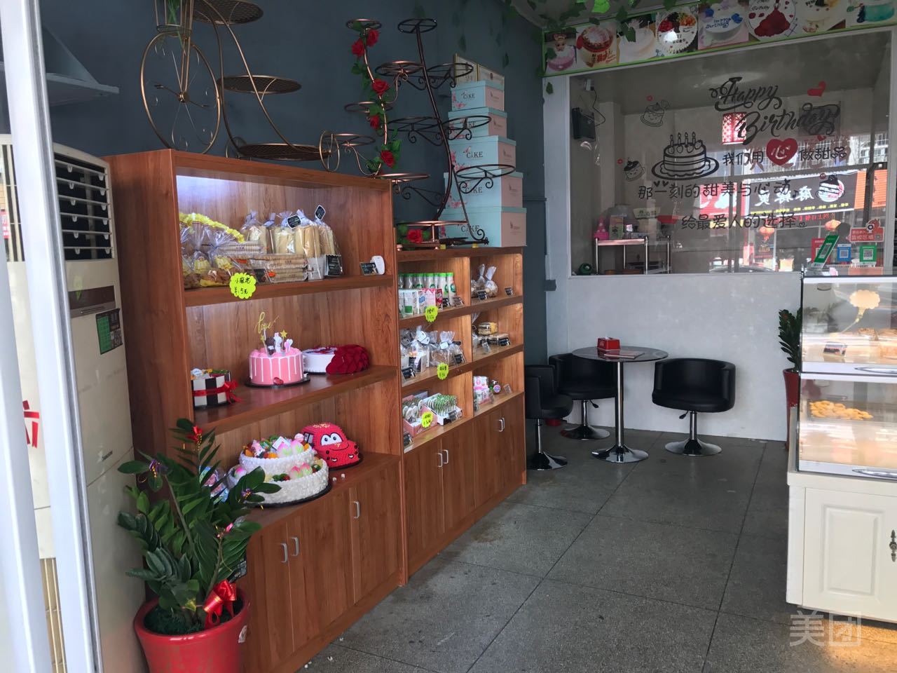 乡镇开个十元店怎么样:在乡镇开一家十元店怎样才能赚钱?有什么注意事项